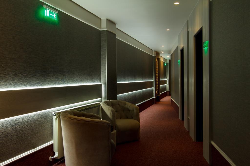 Hotel Anna Târgu Jiu Exterior foto